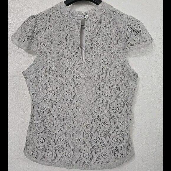 Vertigo Women's Top Crochet / Lace Blouse Black Header Grey Floral Size M (3) - Picture 2 of 4